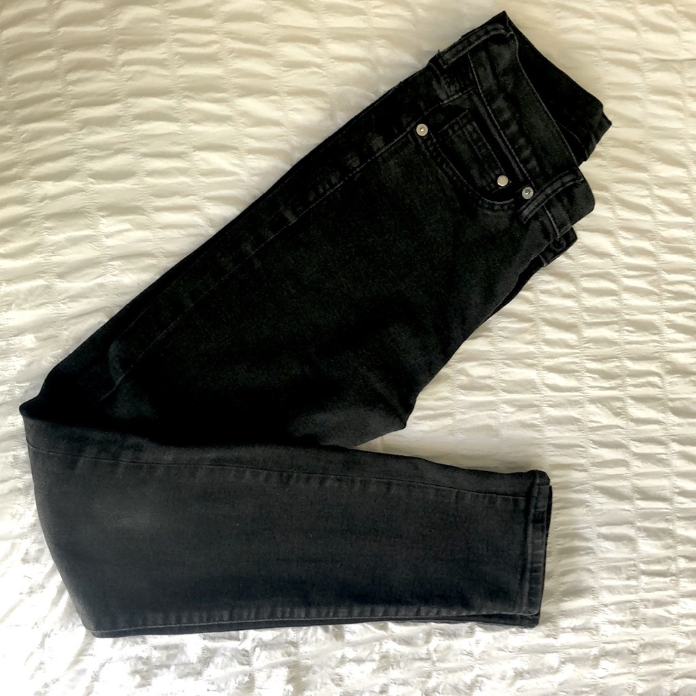 Black Jeans